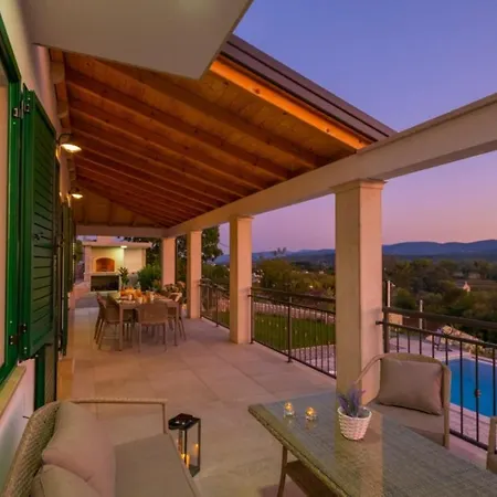 Villa Luxury Melita With Heated Pool Donja Glavina