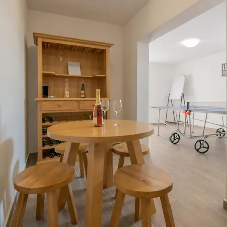 Villa Luxury Melita With Heated Pool *